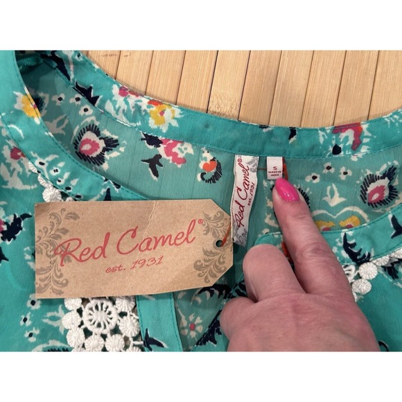 Red Camel / Green Sheer Puff Sleeve Crochet Peasant Blouse Top NWT / Size S - Picture 4 of 4